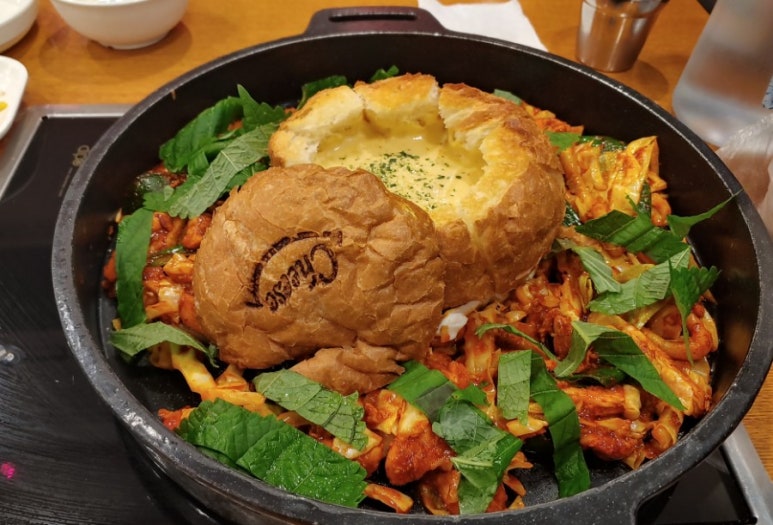 박가부대치즈닭갈비 이미지