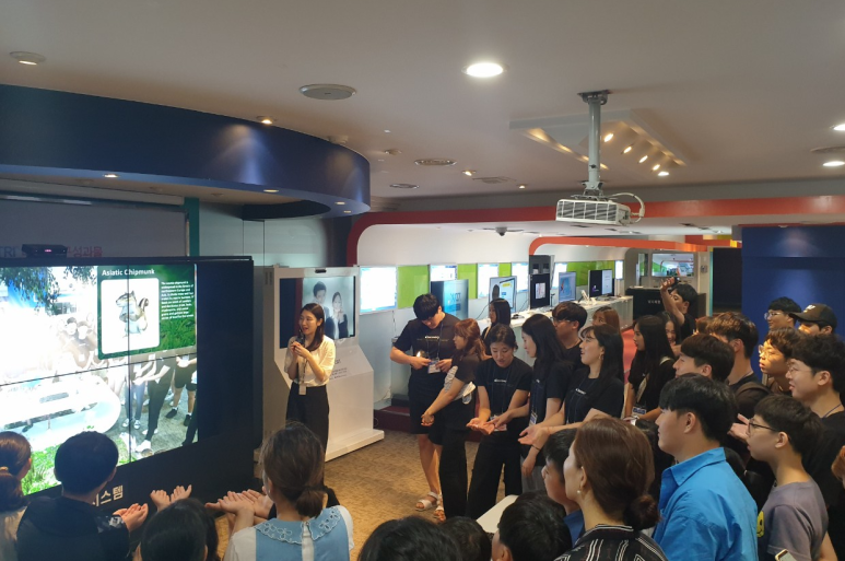 한국항공우주연구원(시험실) 이미지