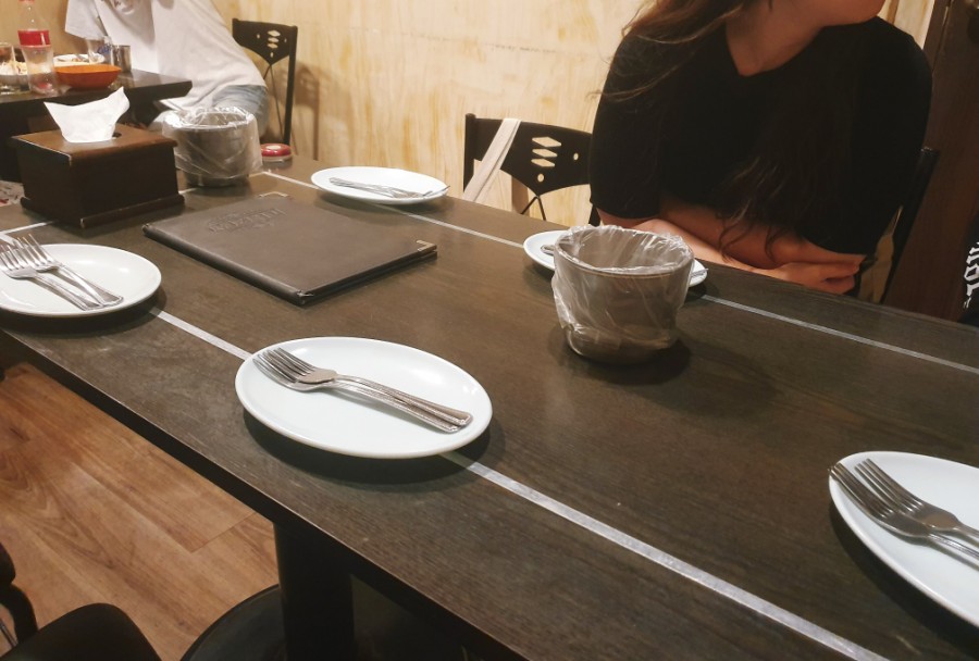홈타운바베큐치킨 이미지