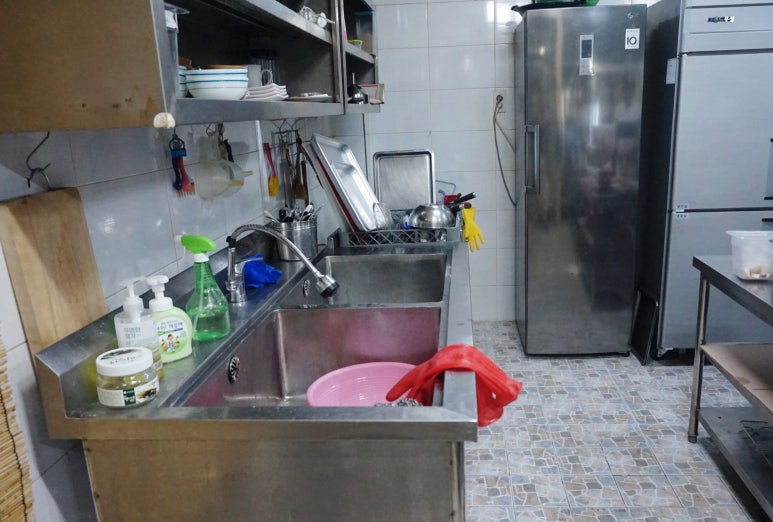 흥부찜닭;공수간;삼겹본능 이미지