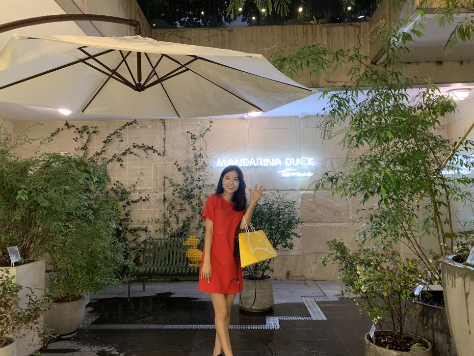 레드비하우스 이미지