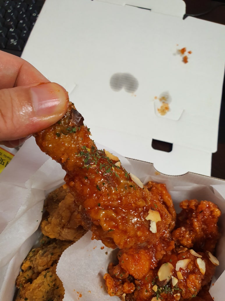 모가치킨 이미지