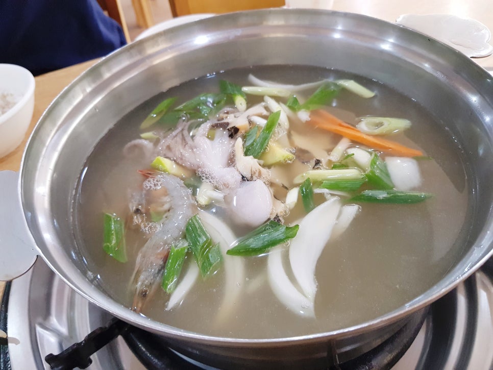백청우칼국수 이미지