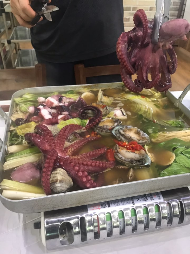 팔팔문어전복탕 이미지