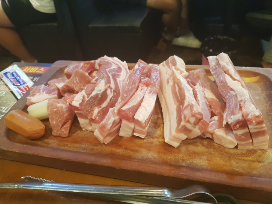 고기는사랑이지 이미지