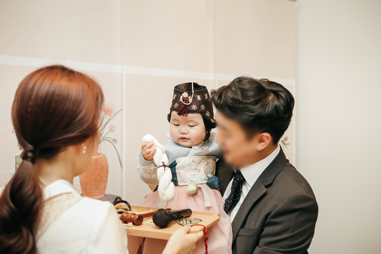 설아돌상앤스튜디오 이미지
