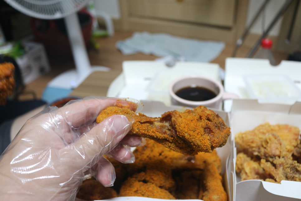 비에이치씨(BHC) 서울시립대점 이미지