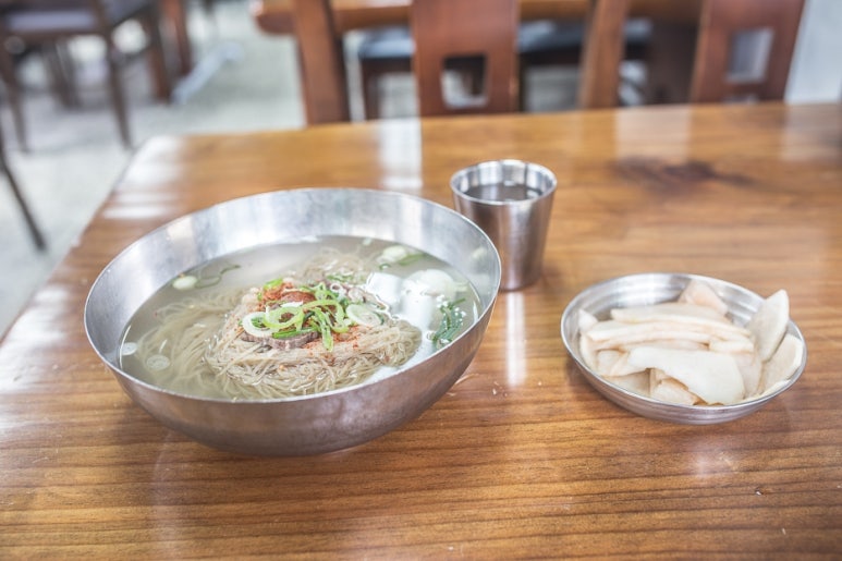평양냉면 이미지