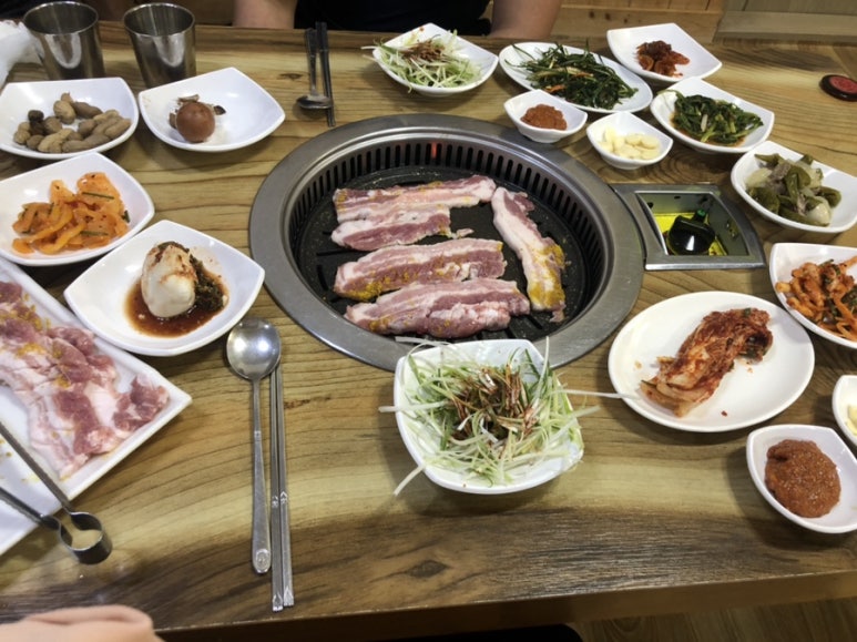 덕산오징어보쌈 이미지