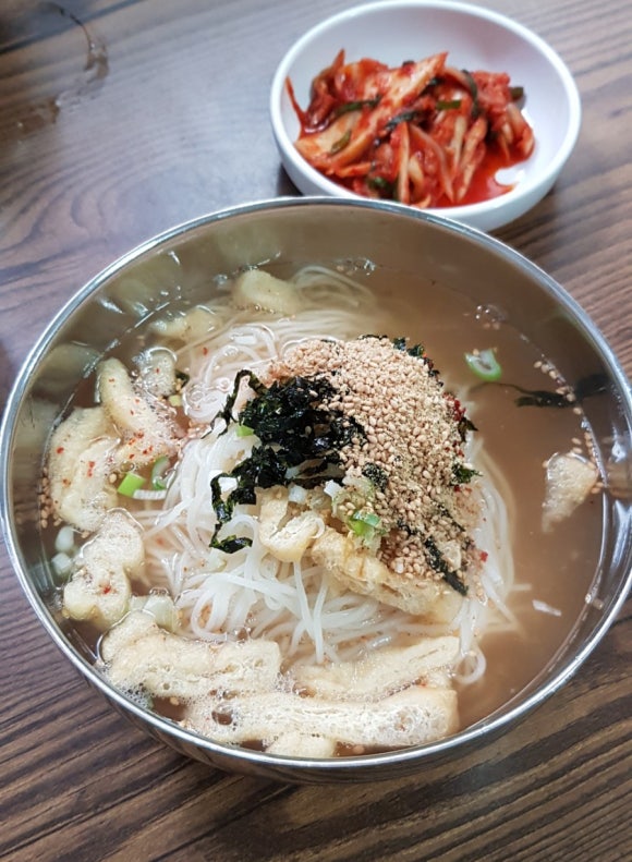 생동식당 이미지