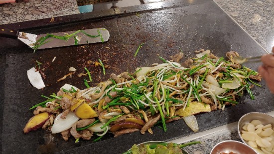 만성오리돌구이 이미지