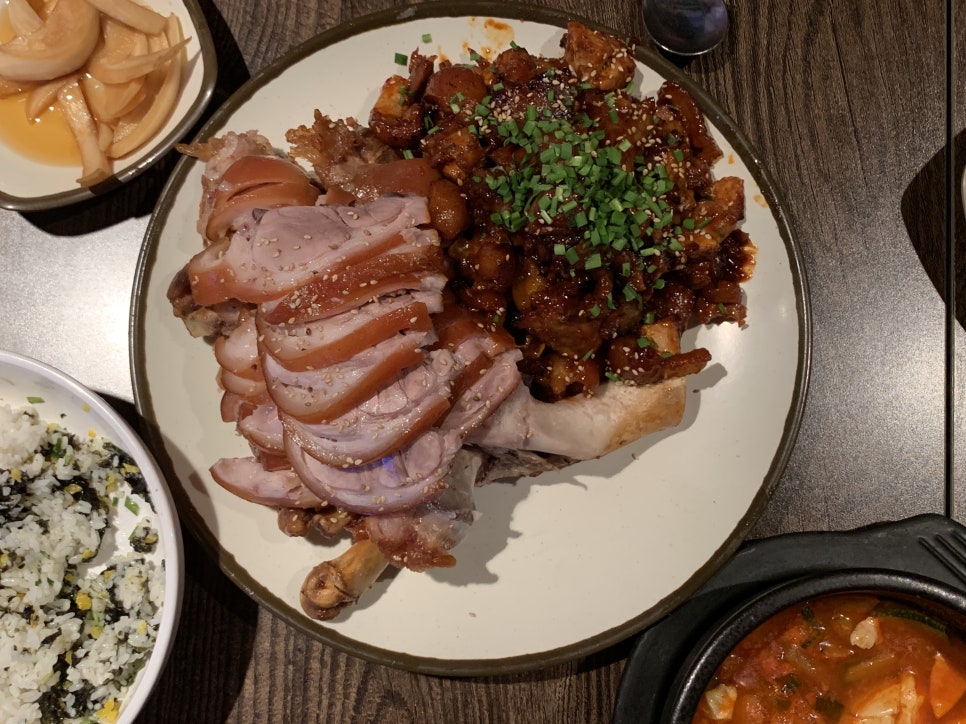 유신불족발 이미지