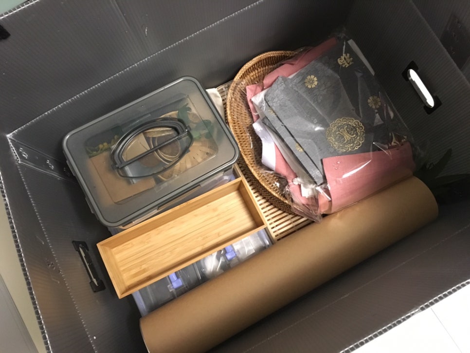 오니테이블 이미지
