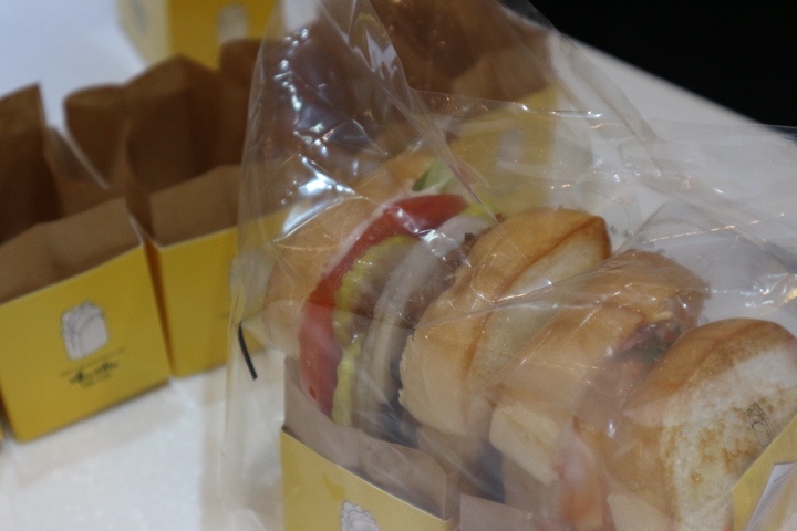 야미 토스트 이미지
