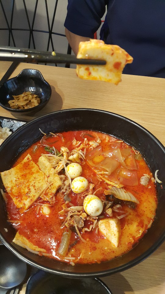 빨강홍 이미지
