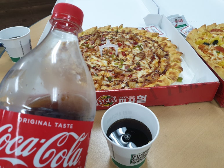 피자헐 이미지