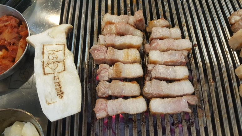 용봉정육점 이미지