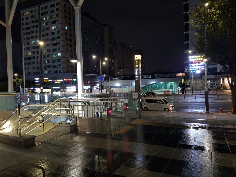투썸플레이스 강동역점 이미지