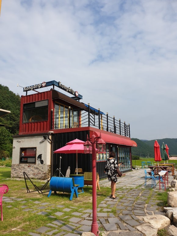 콩드립로스터스 이미지