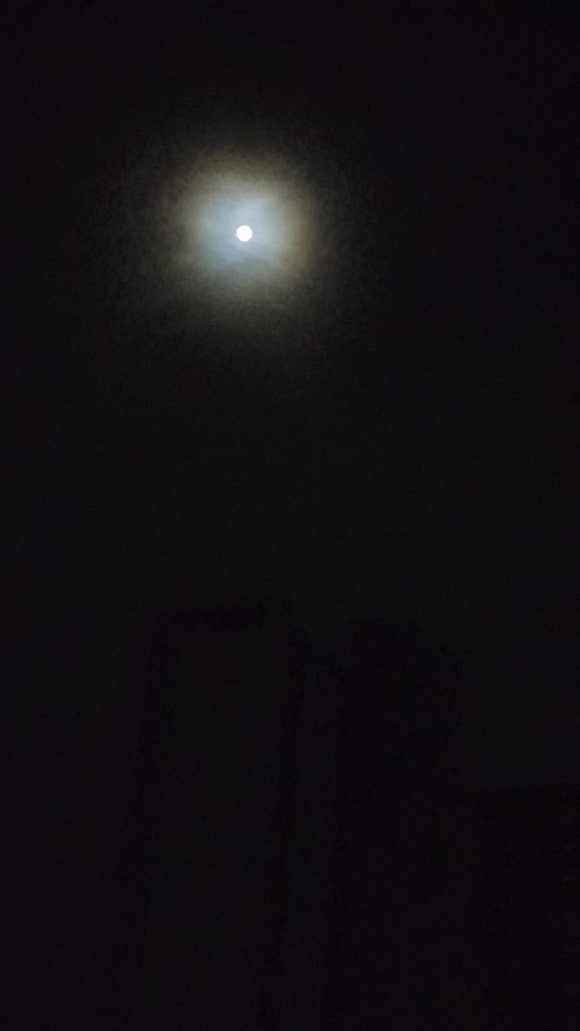 달무리 이미지