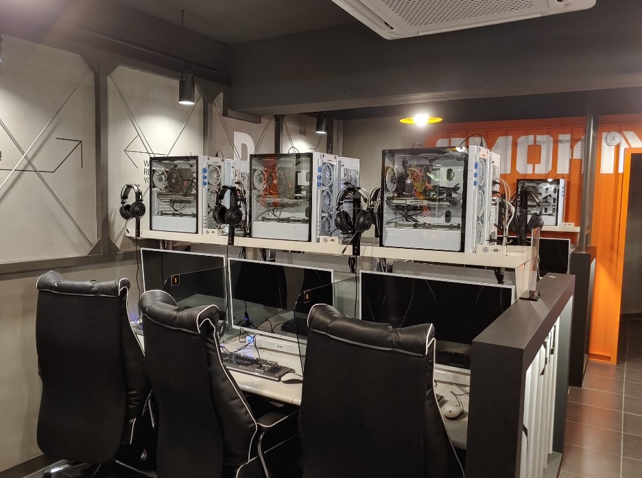 제너스PC방 이미지