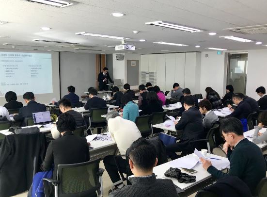 에이큐브 기업연구소 이미지