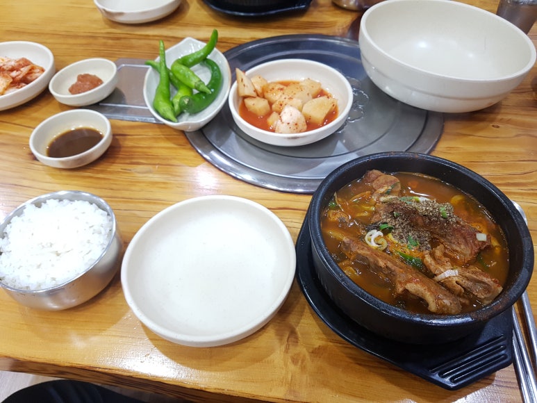 맘스터치 반석점 이미지