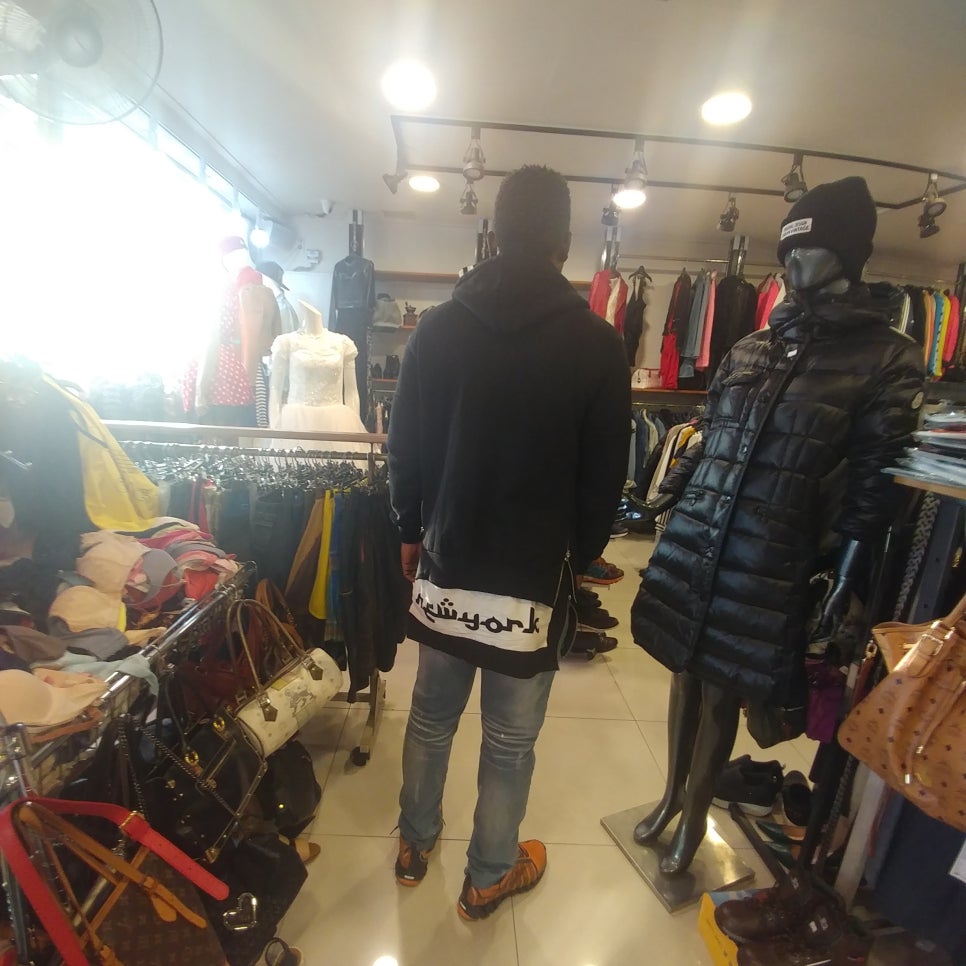 명품구제코디 이미지