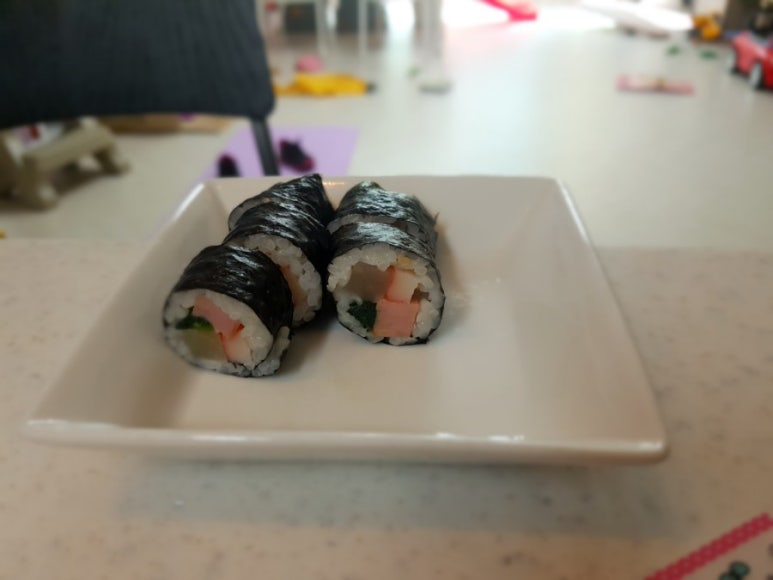 나비꼬마김밥 이미지