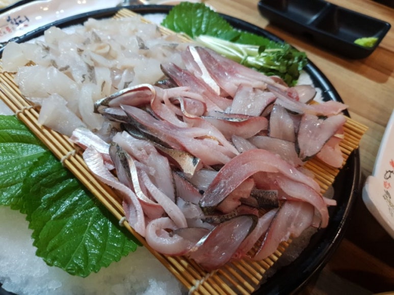 진주세꼬시 이미지
