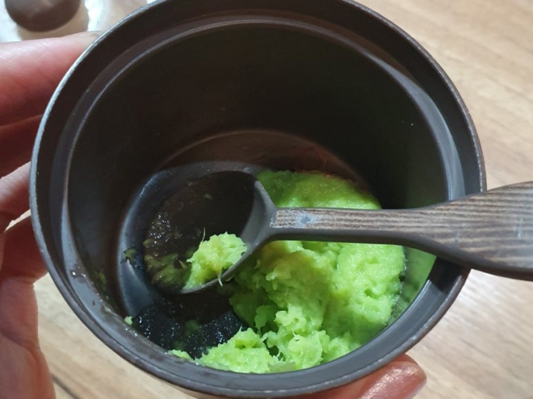 진주세꼬시 이미지