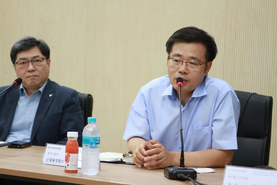 (주) 큐라코 이미지
