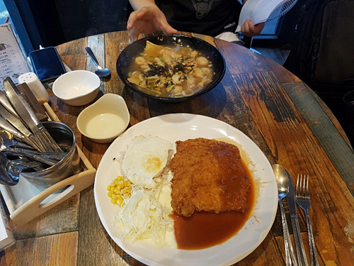 이층돈까스 이미지