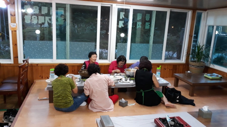 누리능이백숙 이미지
