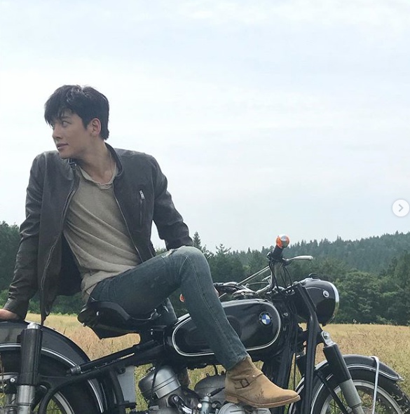 지창욱 키 나이 그리고 외모에 대해 알아보기 : 네이버 블로그 지창욱 키 나이 그리고 외모에 대해 알아보기 : 네이버 블로그