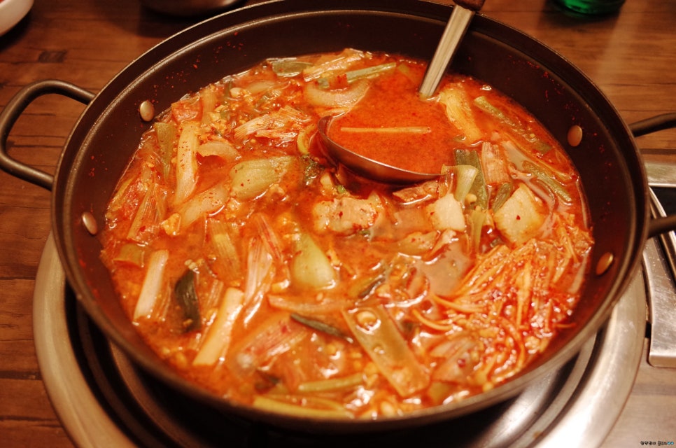 옛날촌돼지찌개 이미지