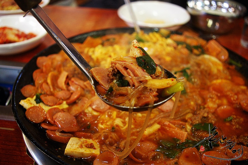 윤대감부대찌개 이미지
