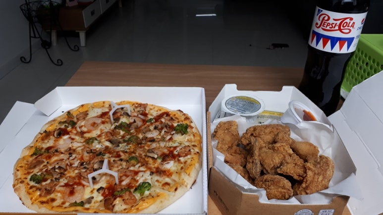 수앤치킨 이미지