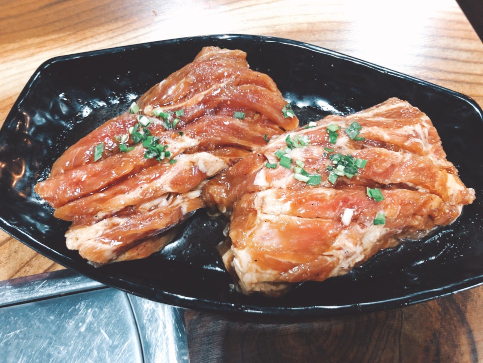 백년식당화로구이 이미지