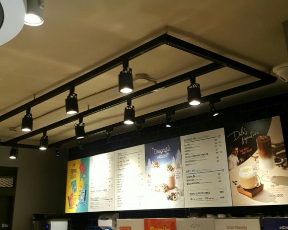 이디야총신대점 이미지