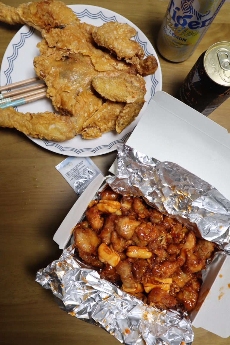 옛날통닭 앤 강정 이미지