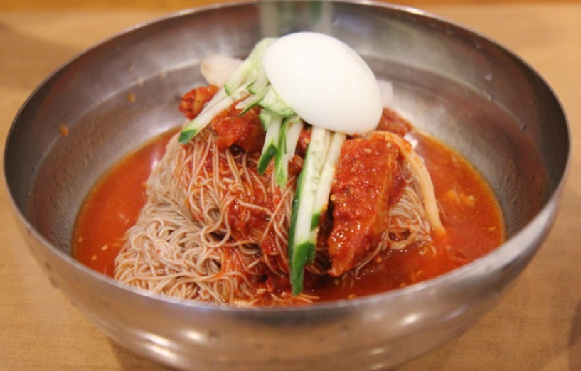 함흥냉면 이미지