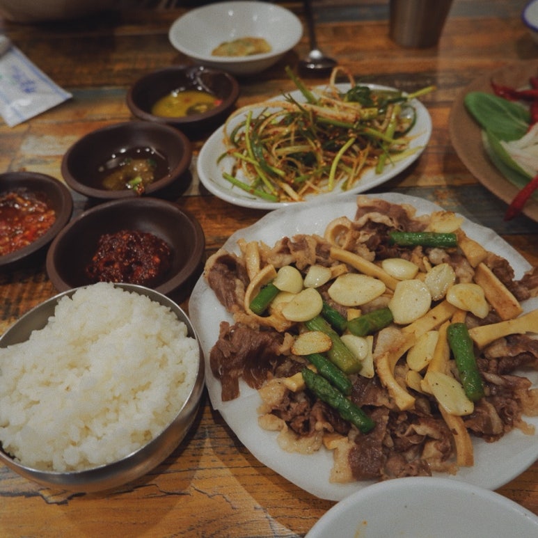 정담육회 이미지