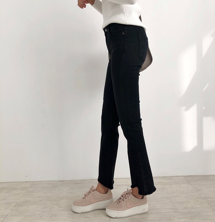세미블랙 이미지