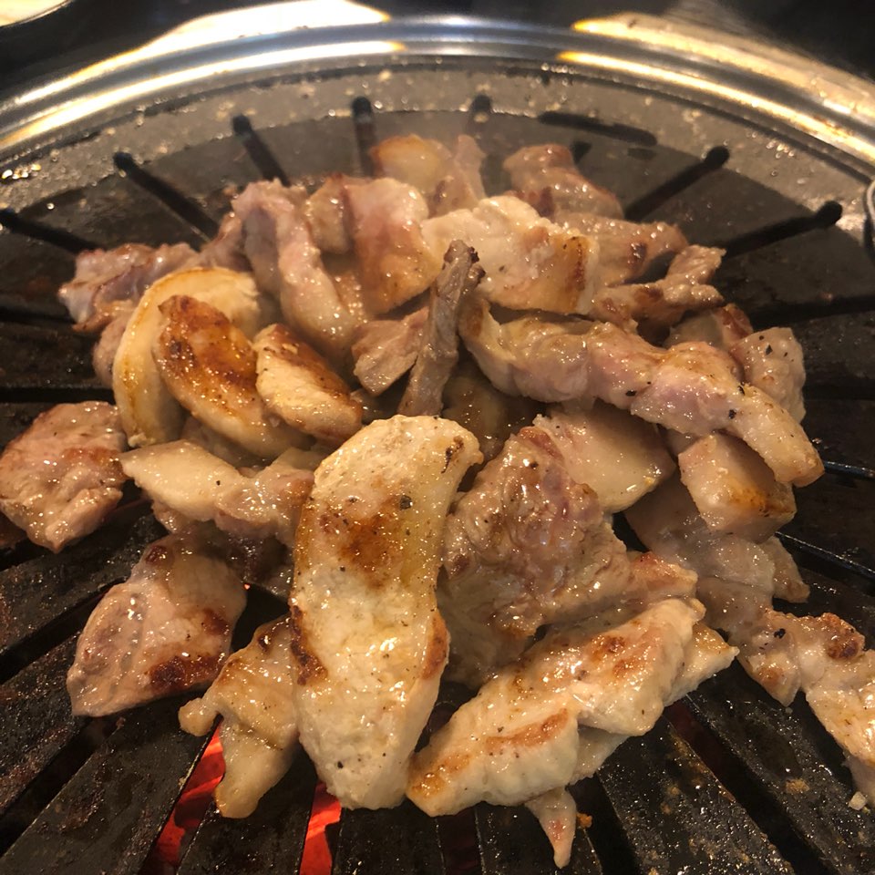 청춘뒷고기 이미지