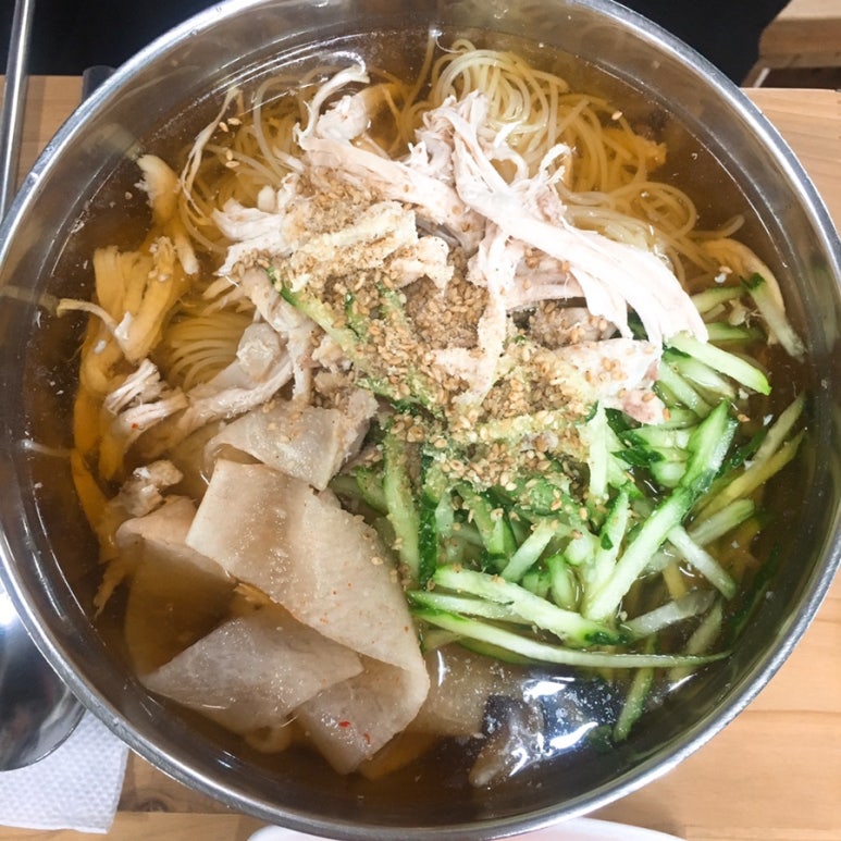 육거리국수 이미지
