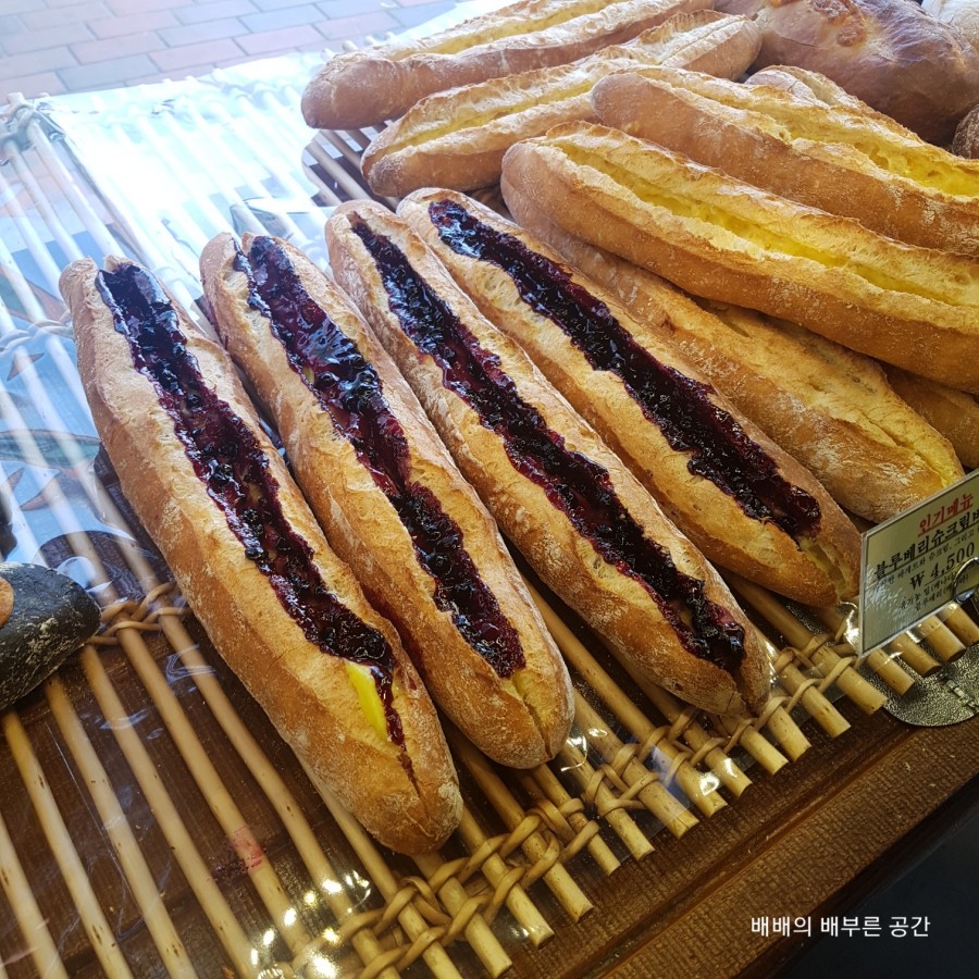 베이커리몽소 이미지