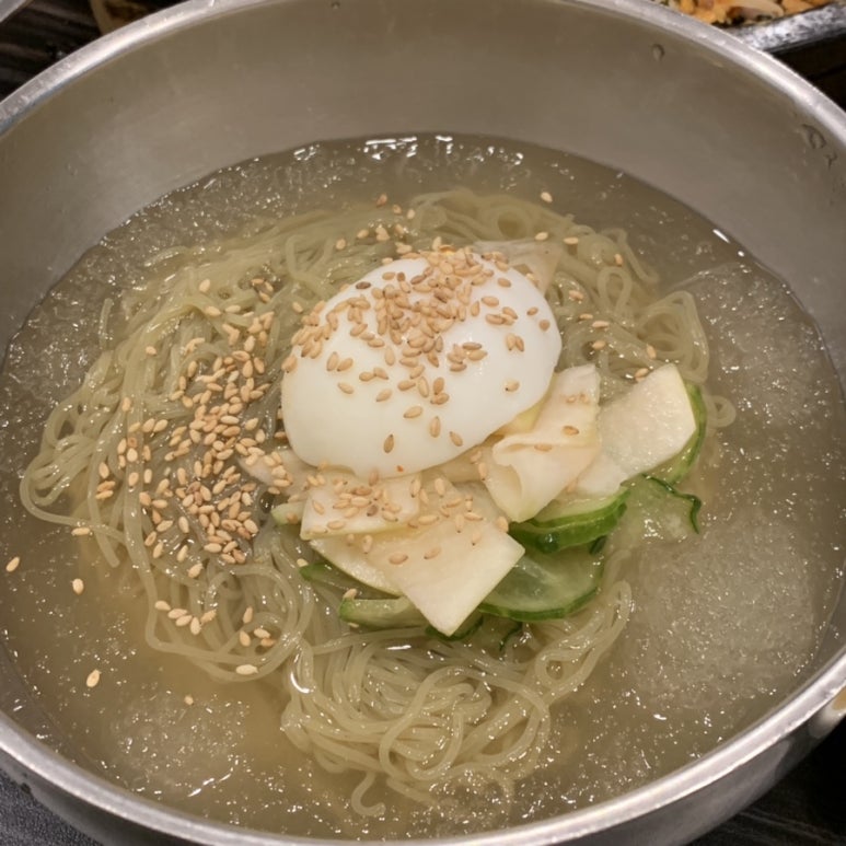 초가삼간숯불갈비 이미지