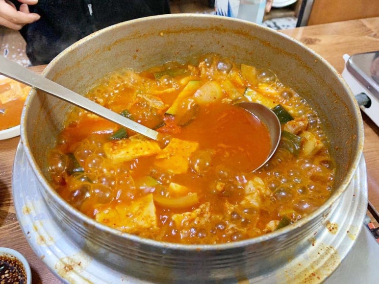 원조촌돼지 이미지