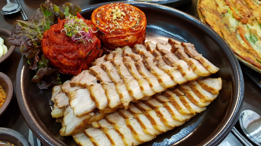 정광석항아리보쌈 이미지